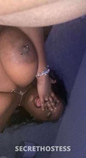 Squirting BBW QueenP Thick and Curvy Real Deal for Your  in Bronx NY