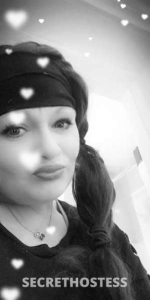 34 year old Escort in Buffalo NY Experience a Transformation Revitalize Your Body and Mind 