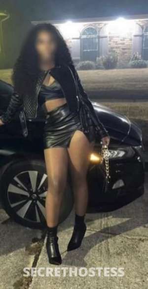 29 year old Brazilian Escort in Wichita KS Indulge in the finer things with an exotic Ebony and 