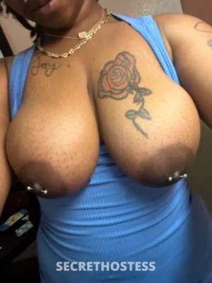 VIP Petite and Voluptuous Babe with Soft Curves and Pretty  in Southern Maryland DC