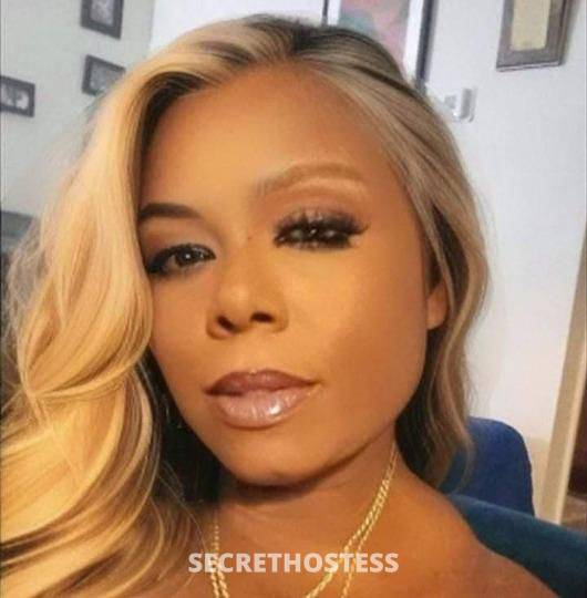 42Yrs Old Escort Greensboro NC Image - 1
