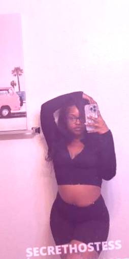 23 year old Escort in Austin TX Experience a Real Companion Alizae - 24/7 Availability for 