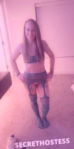 27 year old Escort in Detroit MI Khloe, Your saucily discreet playmate! Let's make your 