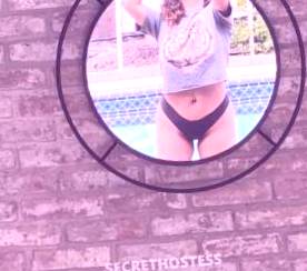 24 year old Escort in Galveston TX Curvy Sassy Sweetheart Angel in Galveston Crave Fun and 