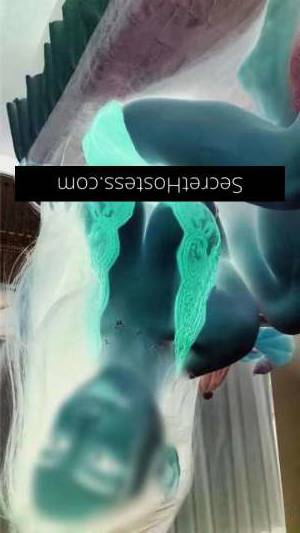 21 year old Japanese Escort in Beaumont Hills Sydney Sweet and Flirty Akiwa The Ultimate Japanese Girlfriend 