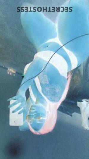 25 year old Escort in Chicago IL Fantasy Pretty - The Thick Party Girl Who Lights Up Any Room