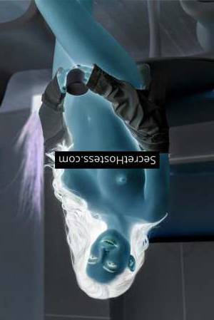 26 year old Caucasian Escort in Jeddah Experience Unforgettable Passion With Sensual Lina, Your 