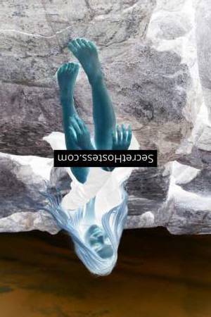 18 year old Caucasian Escort in Dubai Escort Lisa, Agency Vixen