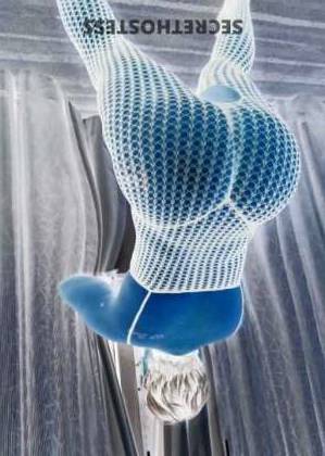 33 year old Escort in Terre Haute IN TEXT ONLY! under the new ordin<br /> DISCREET BBW 