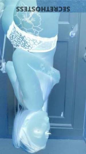 Naomi 23Yrs Old Escort Asheville NC Image - 2