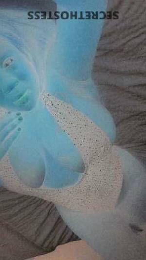 29 year old Escort in Hattiesburg MS Ready to Turn Your Fantasies into Reality? I'm Your One