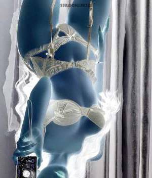 24 year old Chinese Escort in San Jose CA Oriental princess, top-class ass, boobs, and brains for 