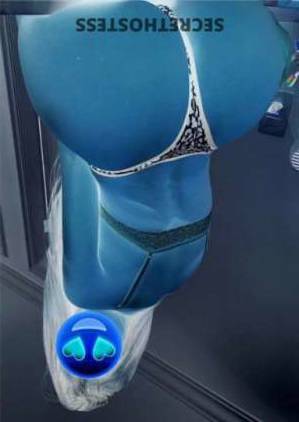 24 year old Latino Escort in Treasure Coast FL Hot Brunette in North Palm Beach, FL, Offers Horny 