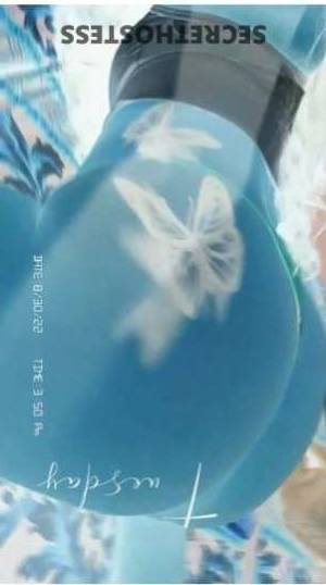 27 year old Escort in Erie PA Two Decadent Chocolate Delights Satisfy Your Cravings Now