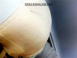25 year old Escort in Louisville KY Sensual and Playful Companionship, Carmel Candy Awaits You
