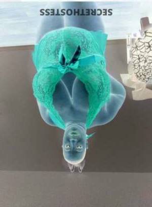 Dee 32Yrs Old Escort Staten Island NY Image - 8