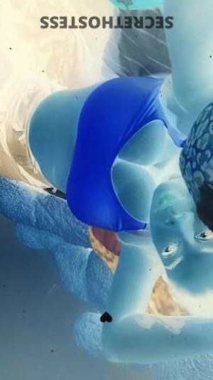 30 year old Escort in Queens NY Wet and Wild Ride with Izzy, Squirter! can't resist me