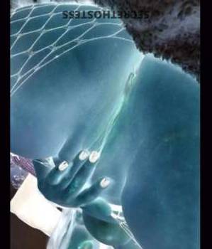 25 year old Cuban Escort in Odessa TX Cubana Babe newly arrived to the city and eager to please - 