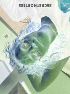 25 year old Escort in Knoxville TN Unforgettably Hot Experience Right Here, Right Now. Car 