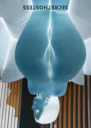 34 year old Escort in Everett WA Hi there, darling! I'm [Escort's Name], the 