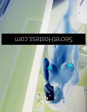 21 year old Escort in Narre Warren Melbourne Discover the Ultimate Full-Service Experience with Thalia 