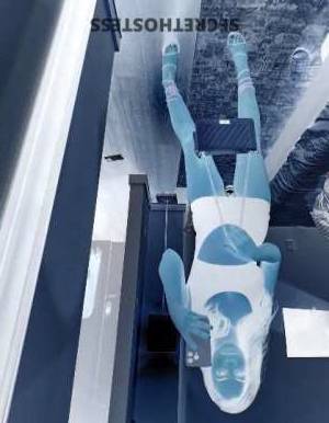 21 year old Puerto Rican Escort in Austin TX Unleash Your Wild Side with the Light Bright Freak Puerto 