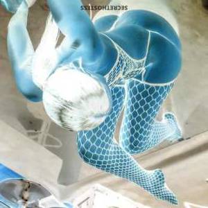 22 year old African Escort in Jaipur Experience Ecstasy with Sensual Honey Berry, an African 