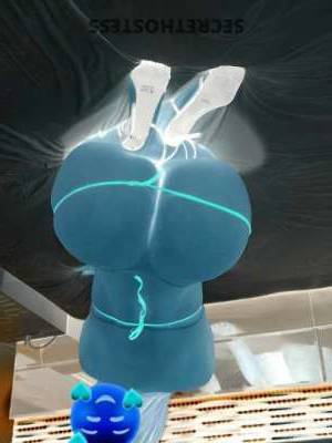 26 year old Latino Escort in Houston TX Experience Sensual Bliss with Captivating Luna Petite Latina