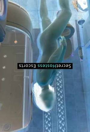 24 year old German Escort in Munich Classic Escort Munich High Class Luxury and Discretion with 