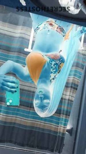 21 year old Escort in Houston TX Upscale Gents, Skinny Petite Ebony Playmate Ready for 
