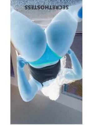 21 year old Escort in Houston TX Unleash Your Desires with a Sexy and Horny Vixen Indulge 