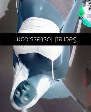 22 year old Escort in Springvale Melbourne First time here, guys! Cum and touch me