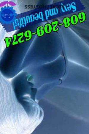 23Yrs Old Escort 157CM Tall Madison WI Image - 1