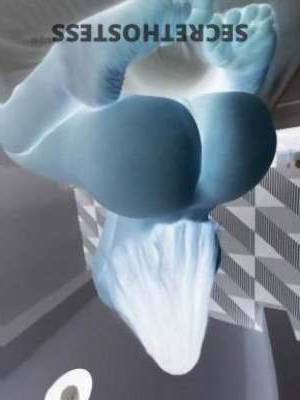 26 year old Escort in Madison WI The Ultimate Playmate - Young, Bubbly, and Ready To Please 