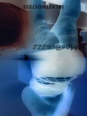 28 year old Escort in Los Angeles CA Experience Your Ultimate BBW Fantasy with Moe Bunzzz - Fresh