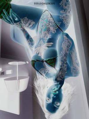 26 year old Caucasian Escort in Omaha NE Enhance Your Gathering or Get-Together with Mya, a 