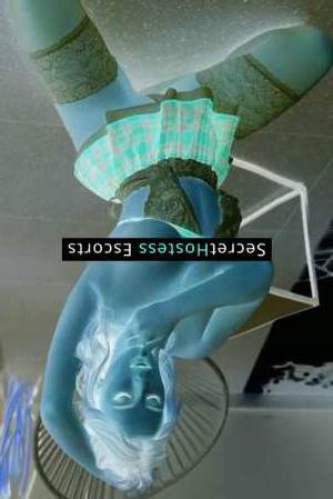 24 year old Russian Escort in Athens Yasmin
