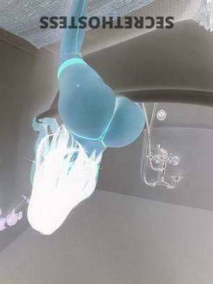 23 year old Escort in Bakersfield CA Authentic Independent Profile Mahi - Your Sultry Punjabi 