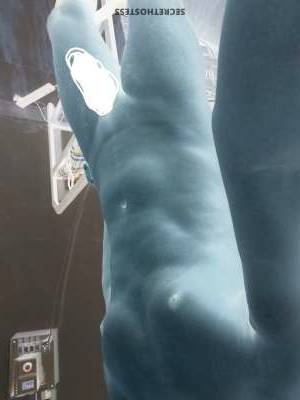 30Yrs Old Escort 183CM Tall Kolkata Image - 2