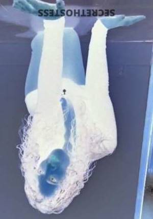 41Yrs Old Escort Chicago IL Image - 3