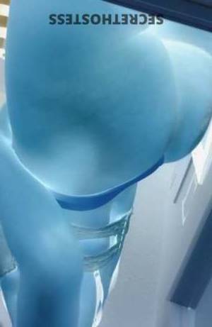 25 year old Escort in Rochester NY Experience Mind-Blowing Blowjobs from a Naughty Redboned 