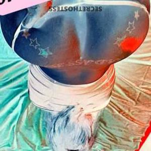 51 year old American Escort in Southern Maryland DC Experience Unforgettable Fun & Flirt with Exotic 