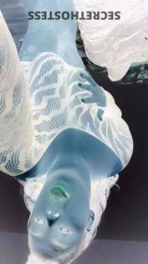 35 year old Escort in Memphis TN Text Me for Luxurious In-call and Out-call Services - Ask 