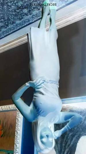 35 year old Escort in Kansas City MO Erika Waters Your Ultimate Addiction Awaits - Intelligent, 