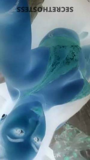 26 year old Latino Escort in Fresno CA Fulfill Your Wildest Dreams With a Sexy Latin Queen! comfort