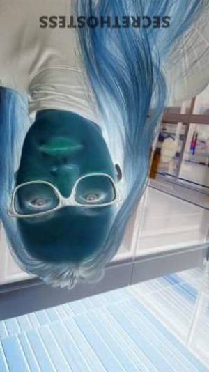 21 year old Escort in Tucson AZ New Hottie Alert! Indulge in Naughty Fun with Me.safety 