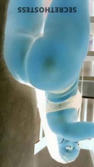 23 year old Middle Eastern Escort in Miami FL ExperienceUnforgettable Pleasure with Curvy Cutie Miranda - 