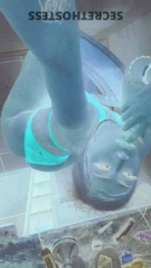 26 year old Escort in Lake Charles LA an arm and a leg. While Scarlett is in town, treat yourself 