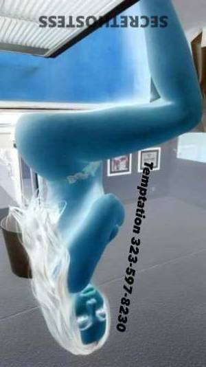 28 year old Escort in Modesto CA Unleash Your Wild Side and SeekUnforgettable Pleasure with 