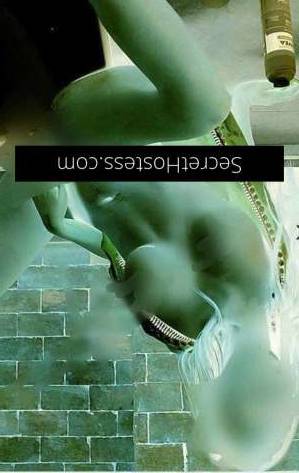 22 year old Escort in Bundaberg Experience aSensual Delight with Lina Sassy, Seductive, and 
